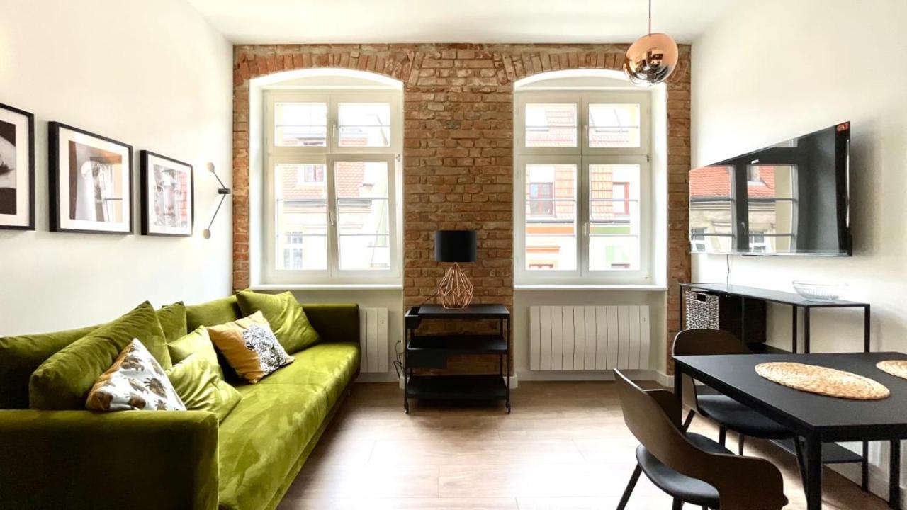 Zielona Kanapa - Za 100M Rynek Вроцлав Экстерьер фото